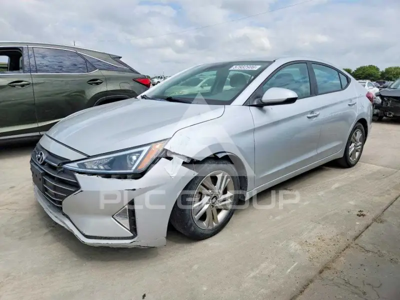 2020 Hyundai Elantra фото