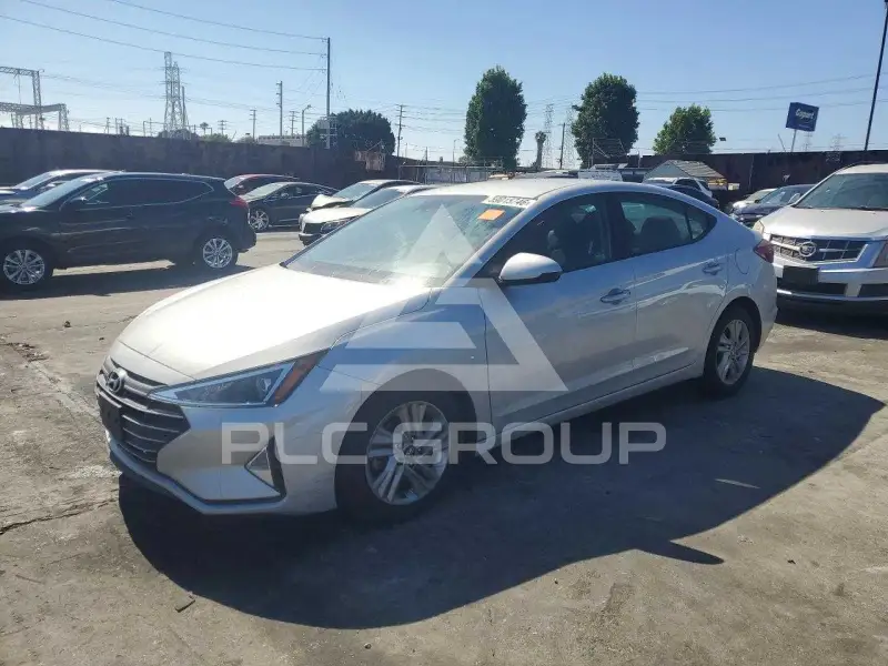 2020 Hyundai Elantra photo