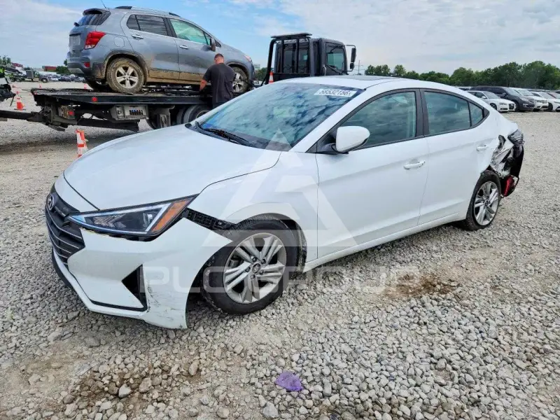 2020 Hyundai Elantra фото