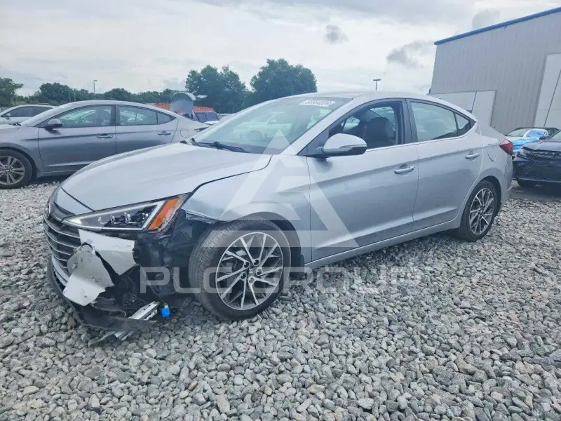 2020 Hyundai Elantra фото