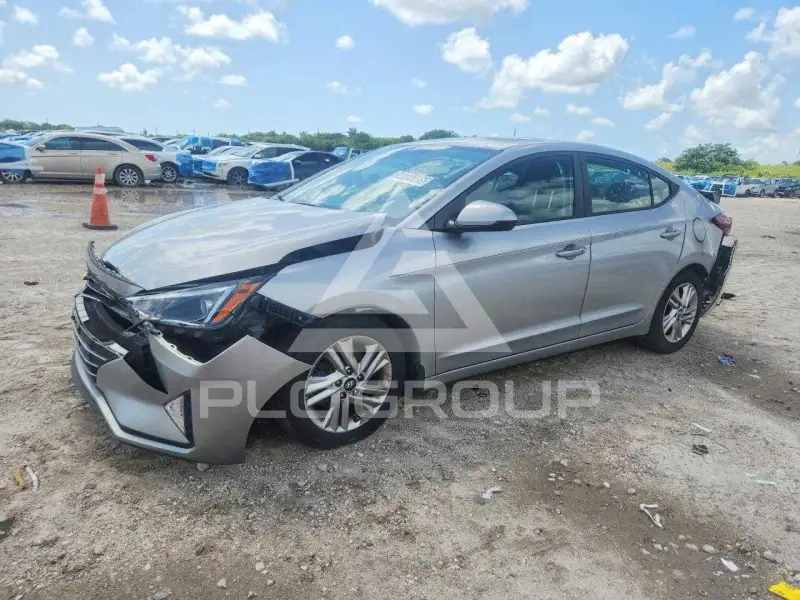 2020 Hyundai Elantra фото