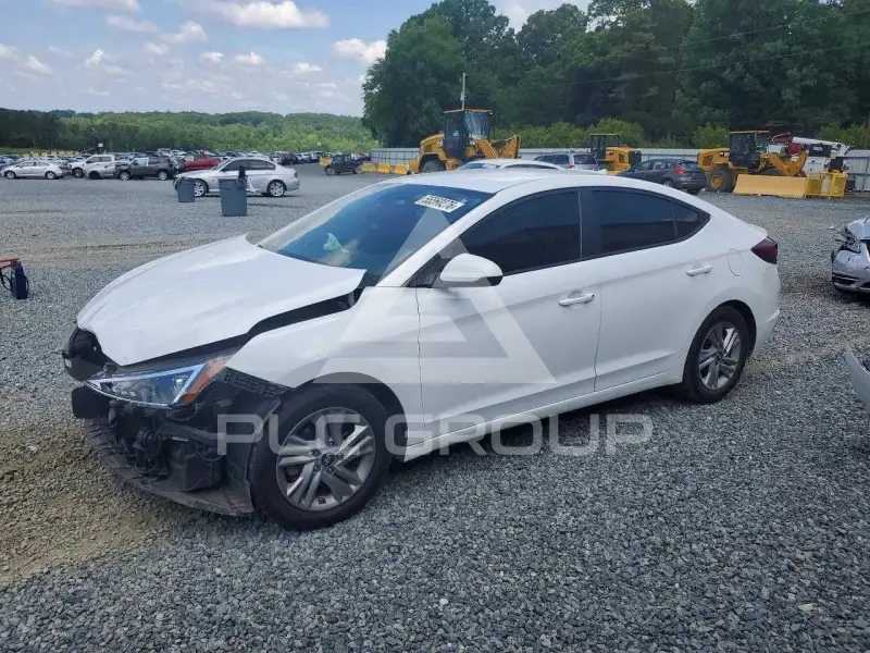 2020 Hyundai Elantra photo