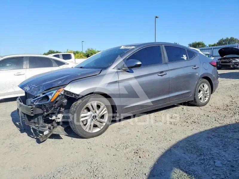 2020 Hyundai Elantra фото