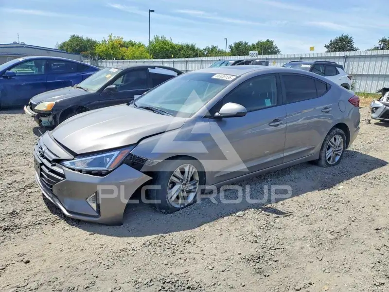 2020 Hyundai Elantra photo