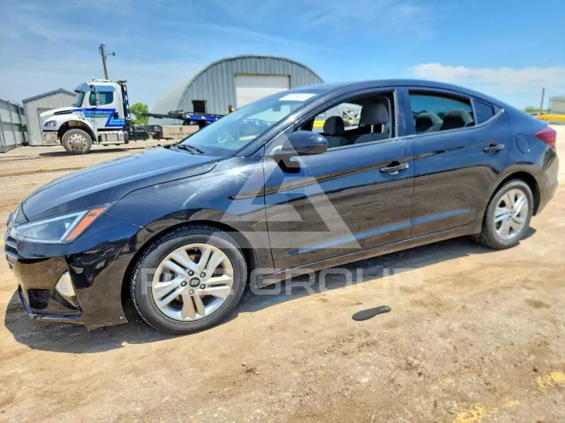 2020 Hyundai Elantra фото