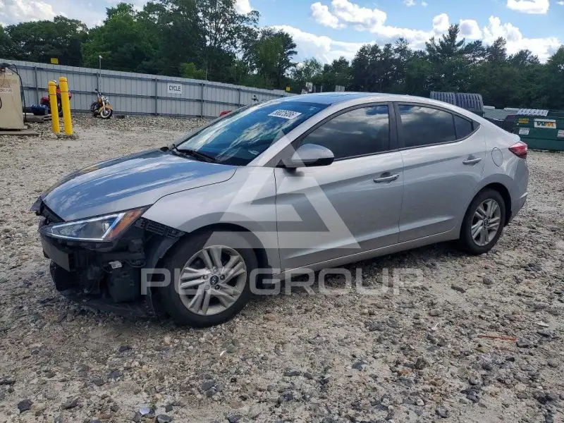 2020 Hyundai Elantra photo