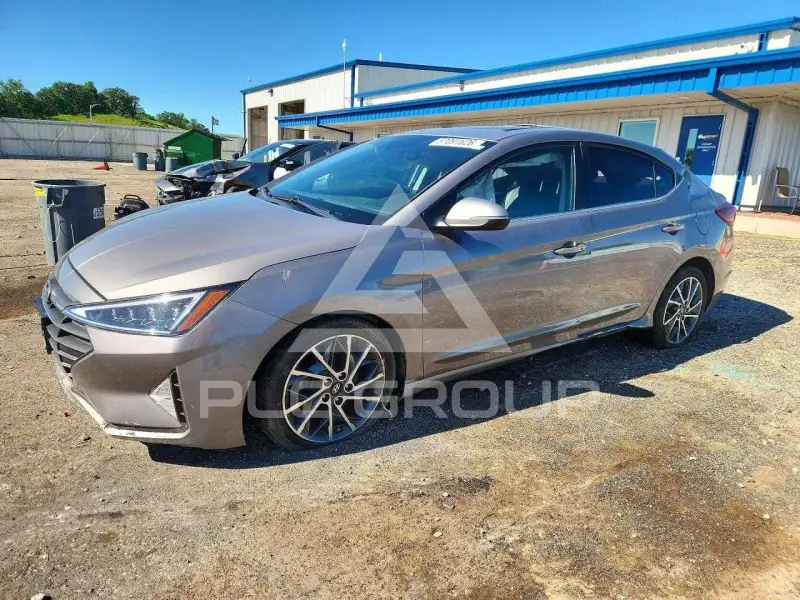 2020 Hyundai Elantra фото