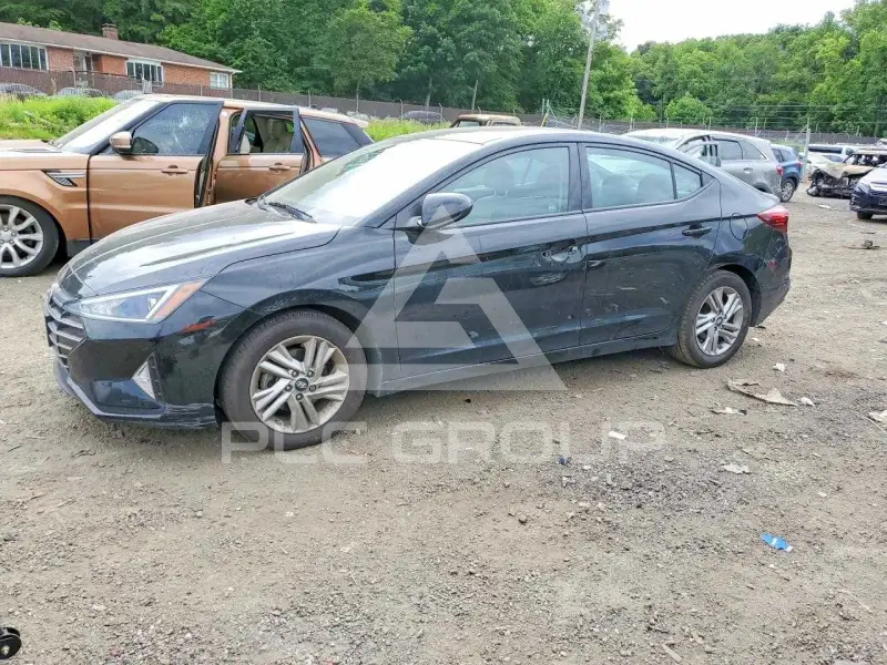 2020 Hyundai Elantra photo