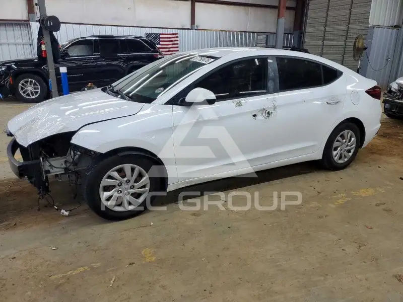 2020 Hyundai Elantra photo