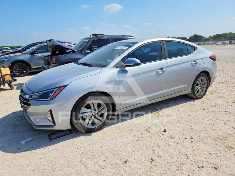 2020 Hyundai Elantra фото