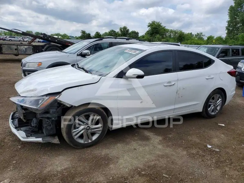 2020 Hyundai Elantra фото