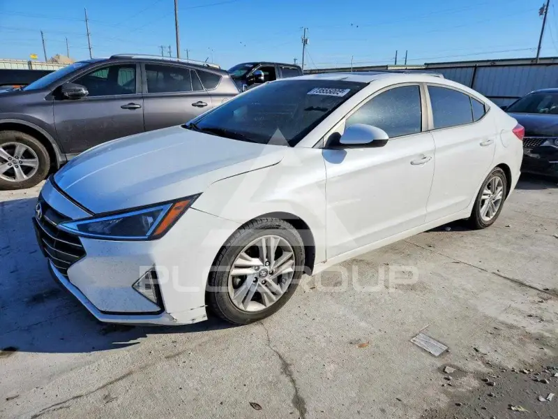 2020 Hyundai Elantra photo