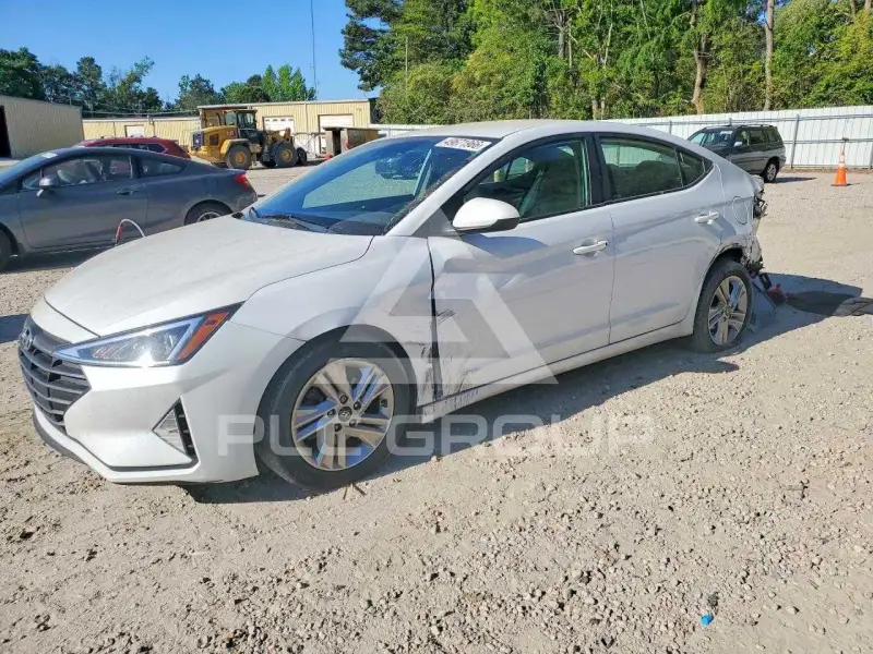 2020 Hyundai Elantra фото