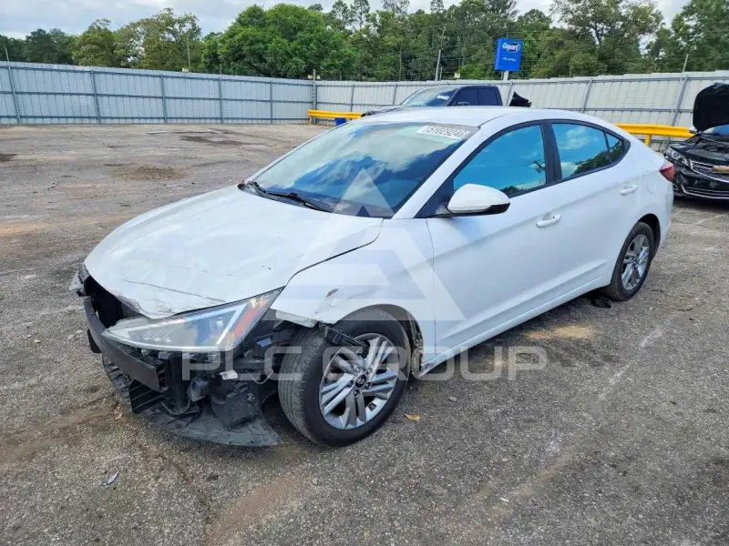 2020 Hyundai Elantra photo