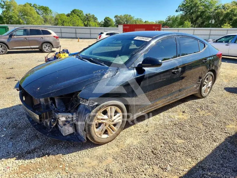 2020 Hyundai Elantra photo