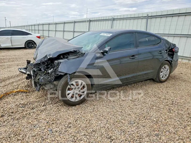 2020 Hyundai Elantra photo