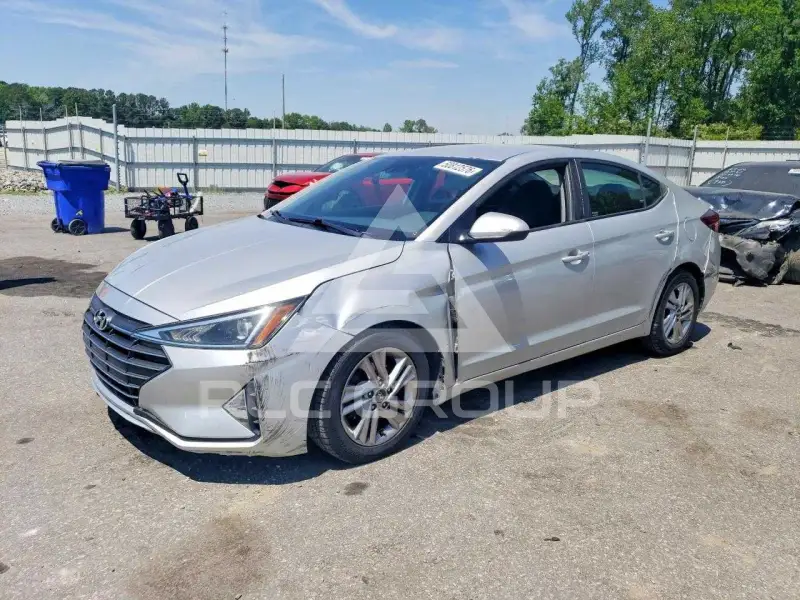 2020 Hyundai Elantra фото