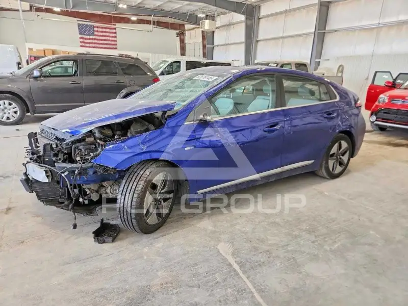 2020 Hyundai Ioniq photo