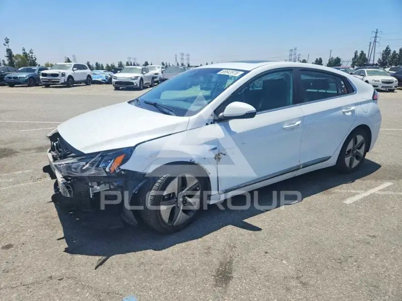 2020 Hyundai Ioniq photo