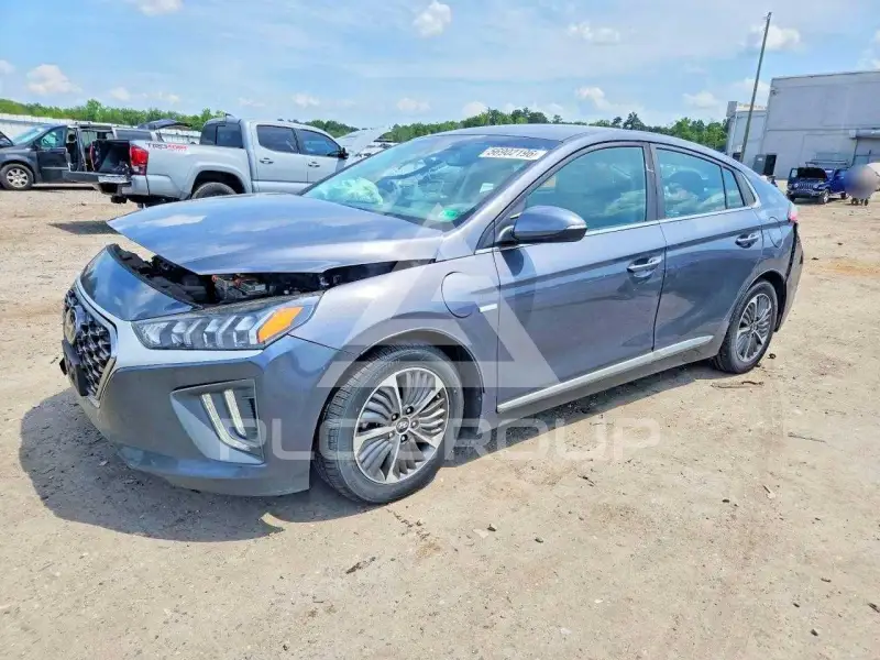 2020 Hyundai Ioniq photo