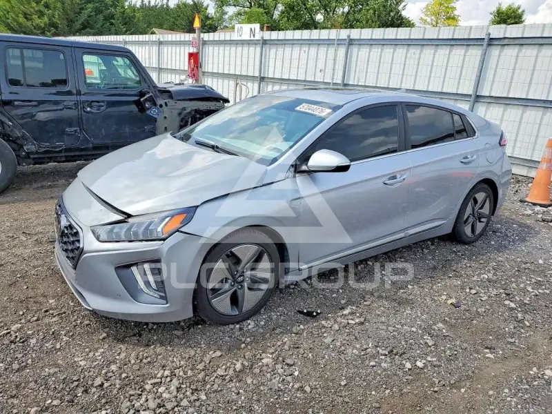 2020 Hyundai Ioniq photo