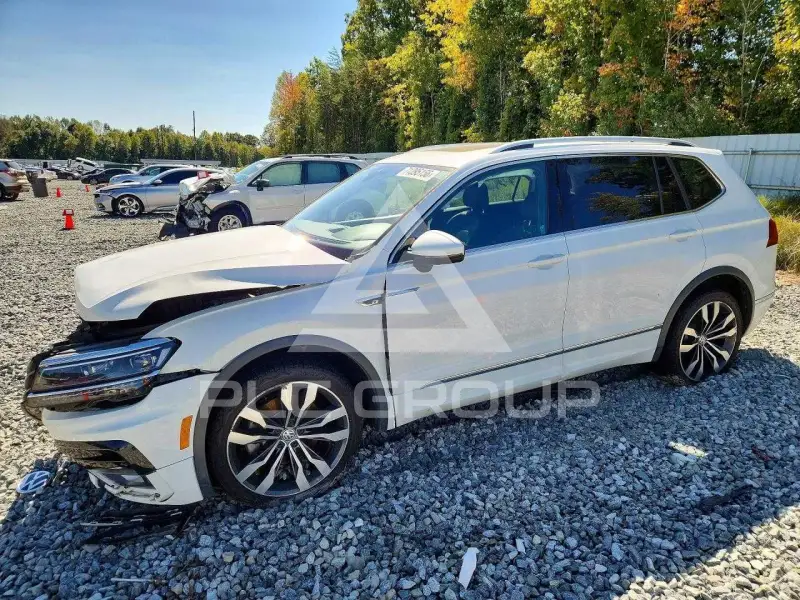 2020 Volkswagen Tiguan photo