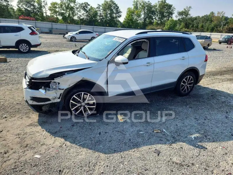 2020 Volkswagen Tiguan фото