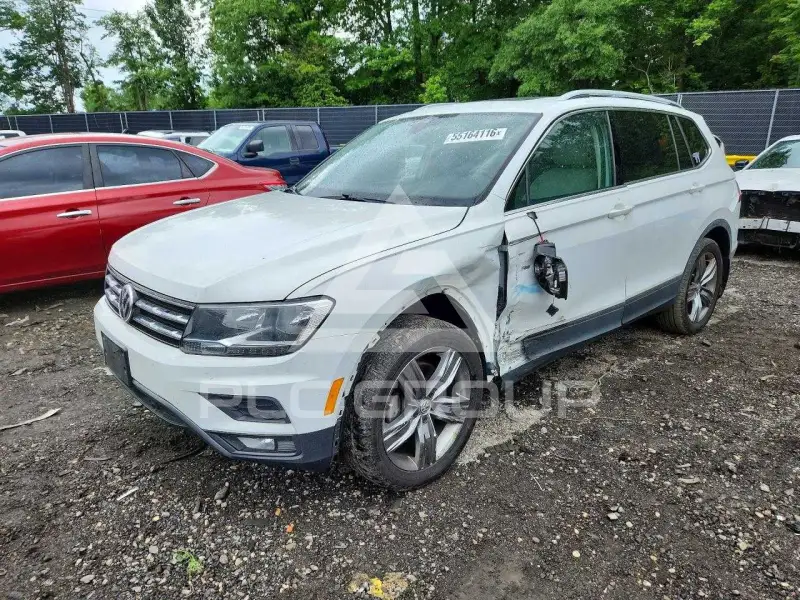 2020 Volkswagen Tiguan фото