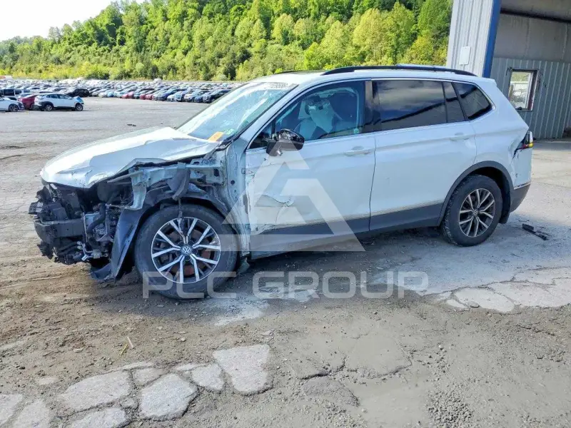 2020 Volkswagen Tiguan фото