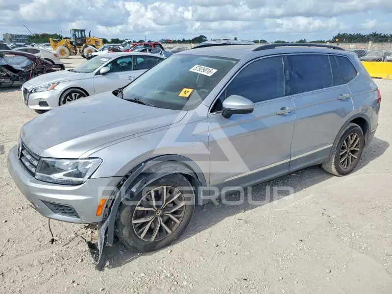 2020 Volkswagen Tiguan фото