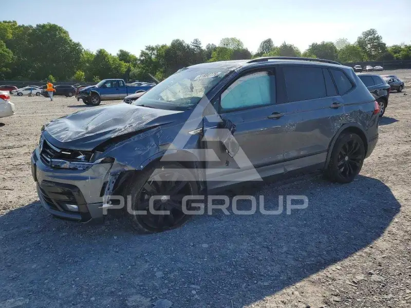 2020 Volkswagen Tiguan фото