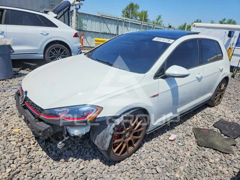 2020 Volkswagen GTI photo