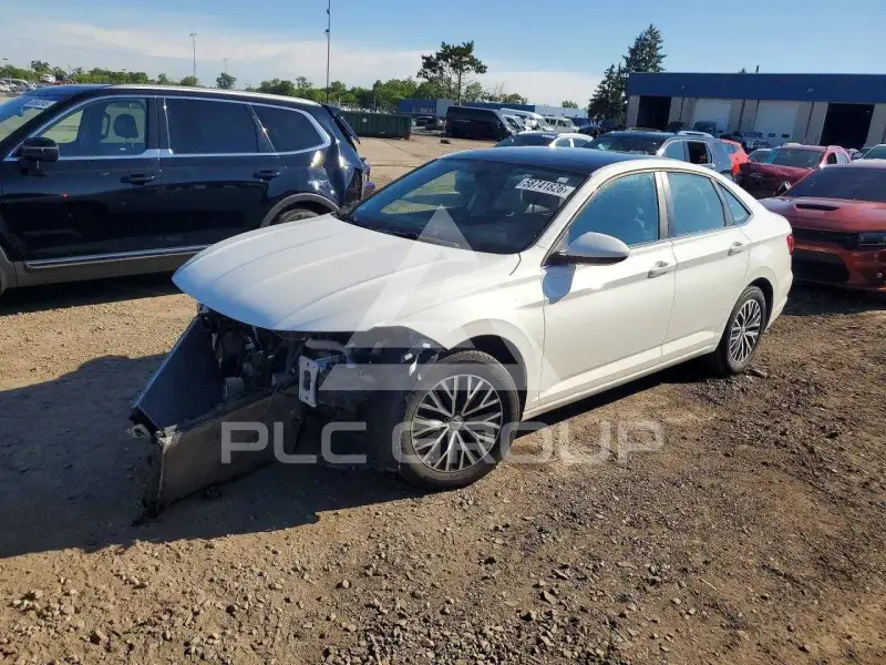 2020 Volkswagen Jetta photo