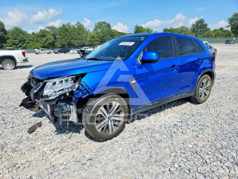 2021 Mitsubishi OUTLANDER photo