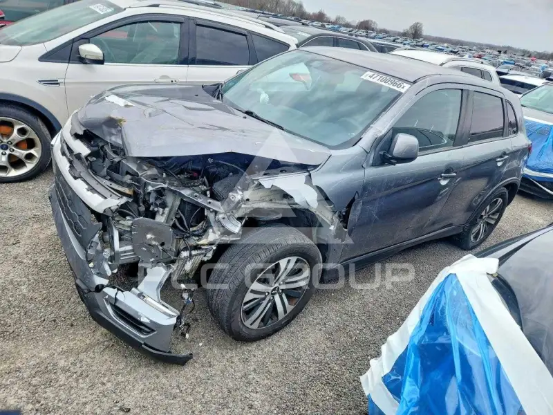 2021 Mitsubishi OUTLANDER фото