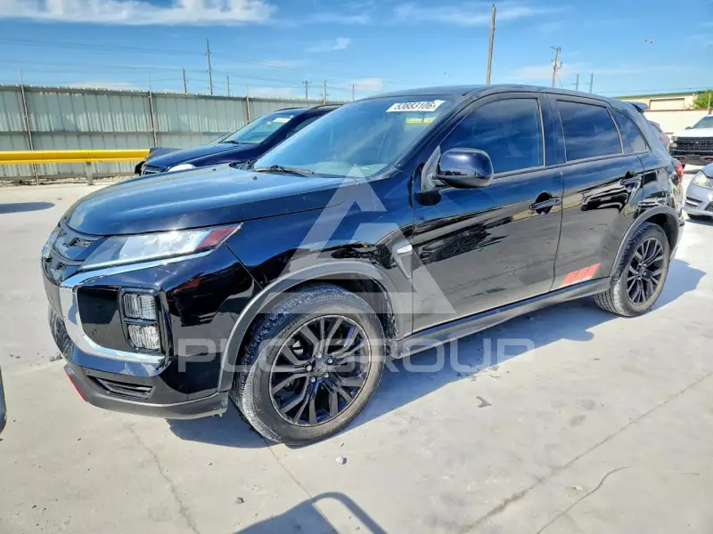 2021 Mitsubishi OUTLANDER photo