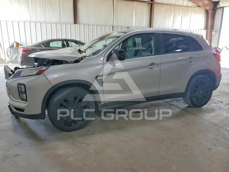 2021 Mitsubishi OUTLANDER фото