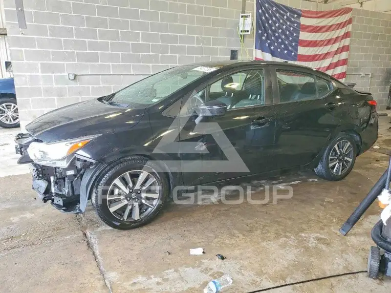2021 Nissan VERSA фото