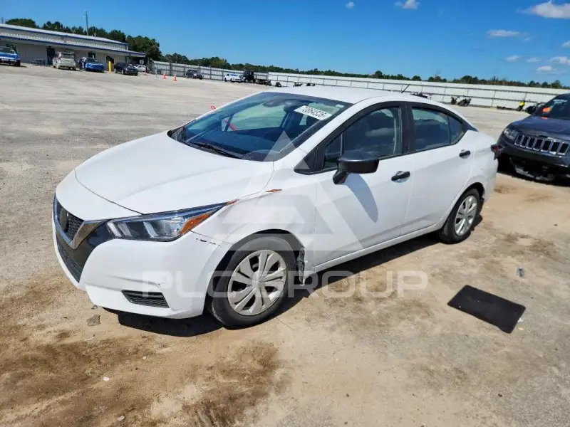 2021 Nissan VERSA фото