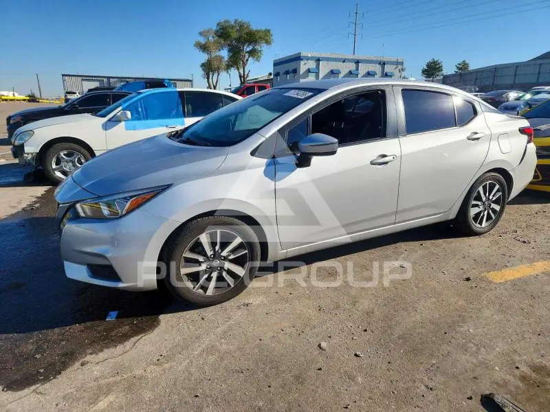 2021 Nissan VERSA photo