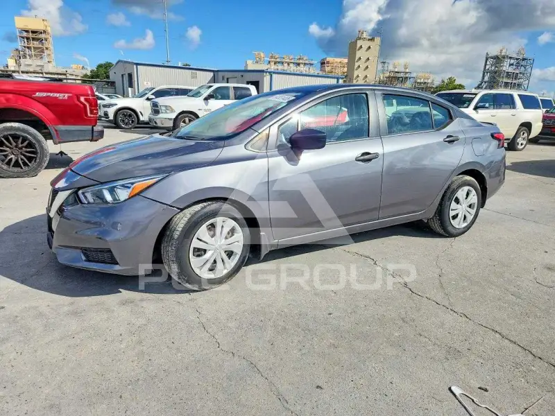 2021 Nissan VERSA фото