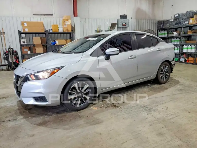 2021 Nissan VERSA фото