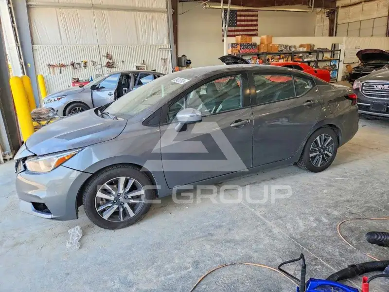 2021 Nissan VERSA photo