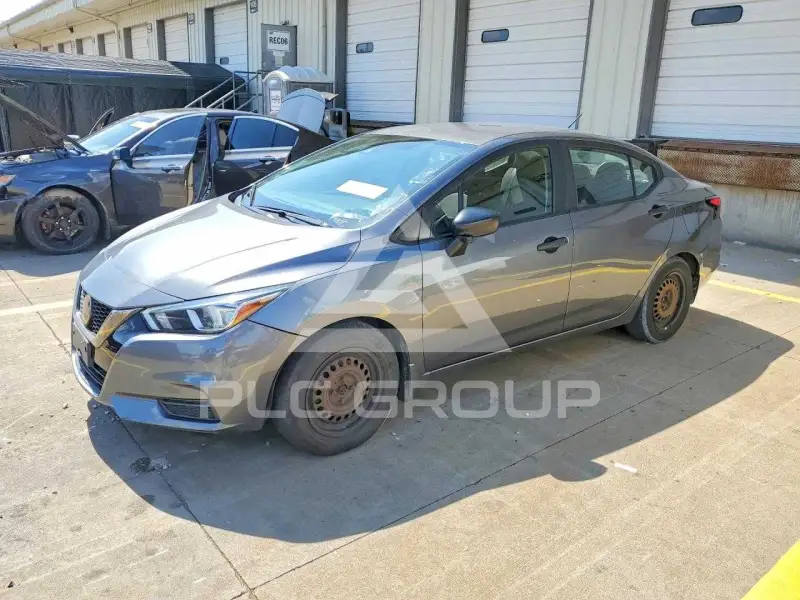 2021 Nissan VERSA фото
