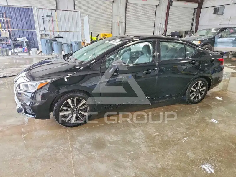 2021 Nissan VERSA фото