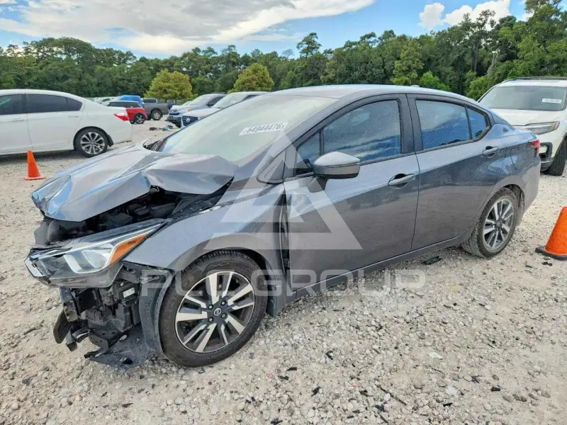 2021 Nissan VERSA фото
