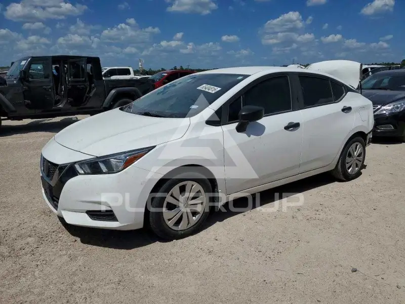 2021 Nissan VERSA photo