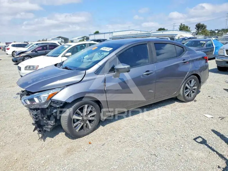 2021 Nissan VERSA фото