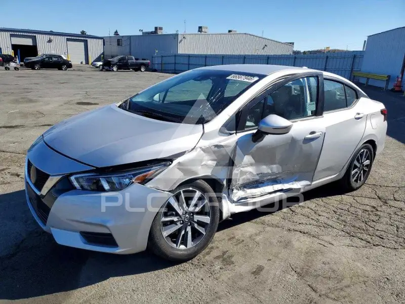 2021 Nissan VERSA фото