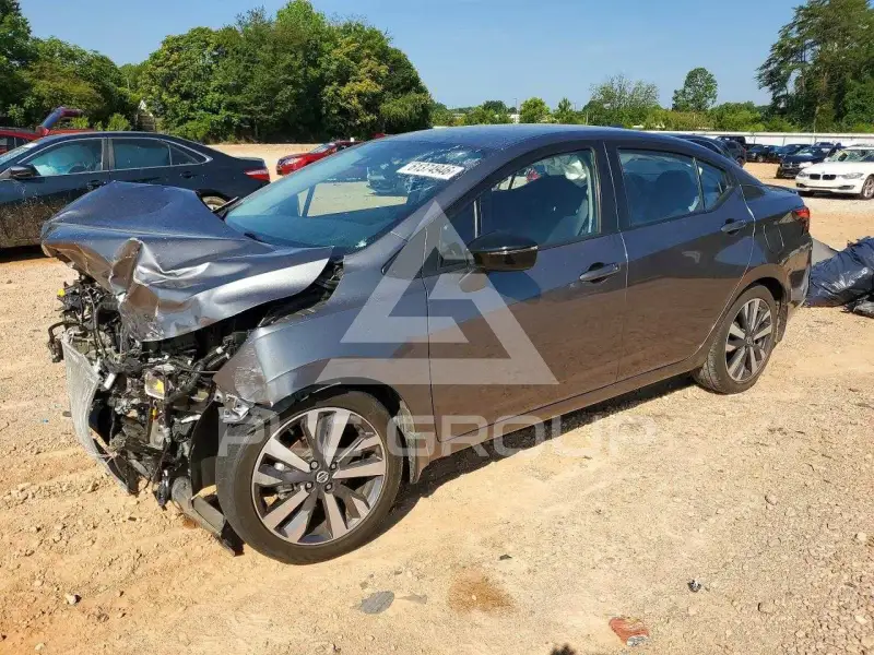 2021 Nissan VERSA фото